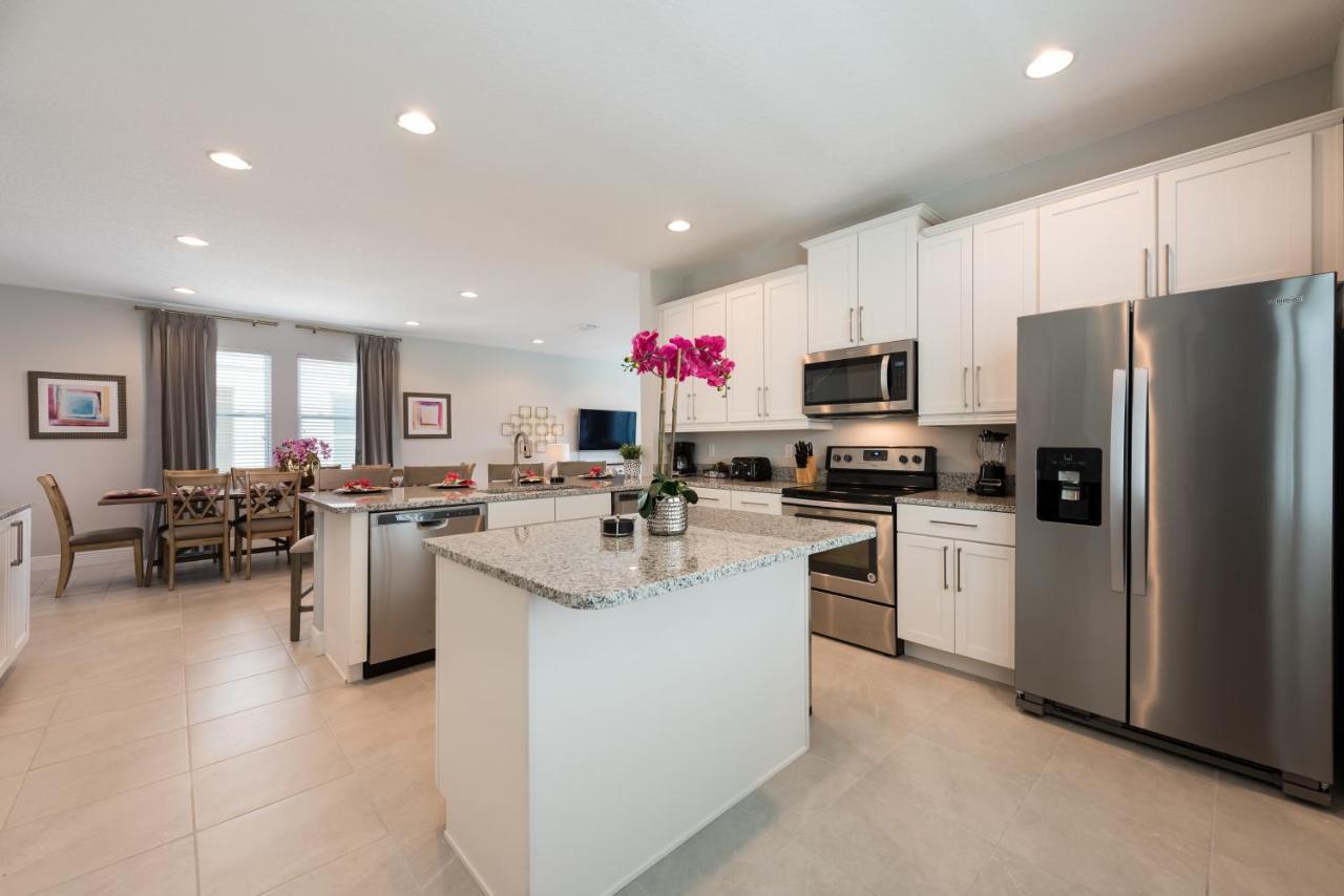 Vibrant Home By Rentyl Near Disney With Private Pool, Foosball Table & Resort Amenities - 7418M 올랜도 외부 사진
